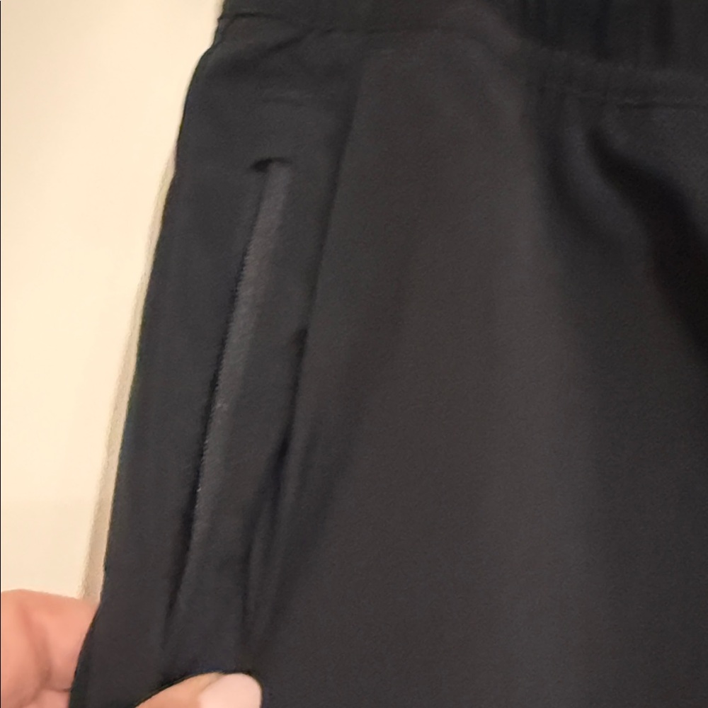 Athleta Mid Rise Crop Poplin Black Wide-Leg Pant - Med Tall - Picture 3 of 7